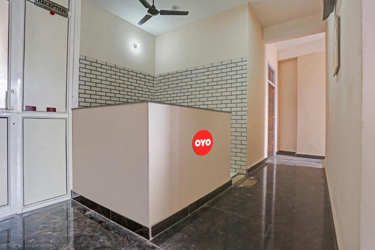 Hotel O Arya Residency Gurgaon Exteriör bild