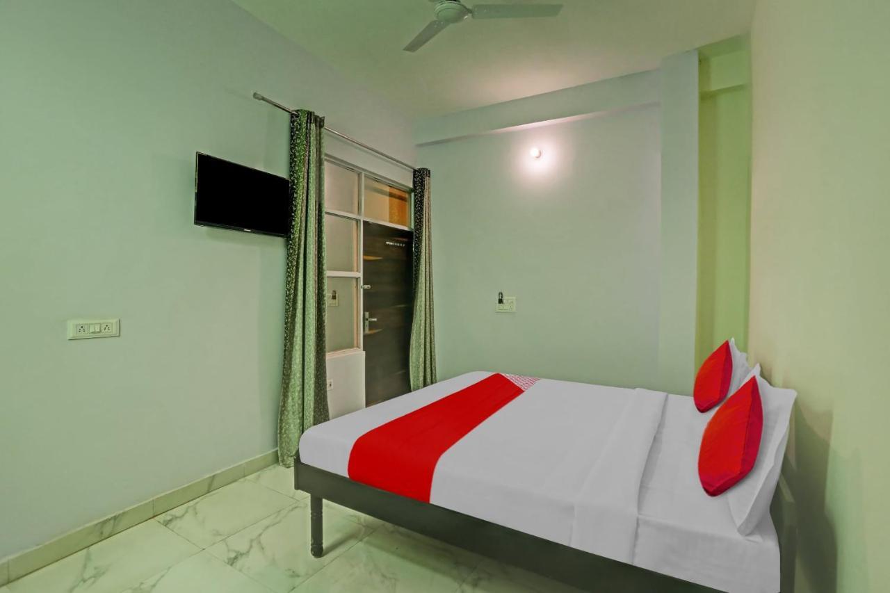 Hotel O Arya Residency Gurgaon Exteriör bild