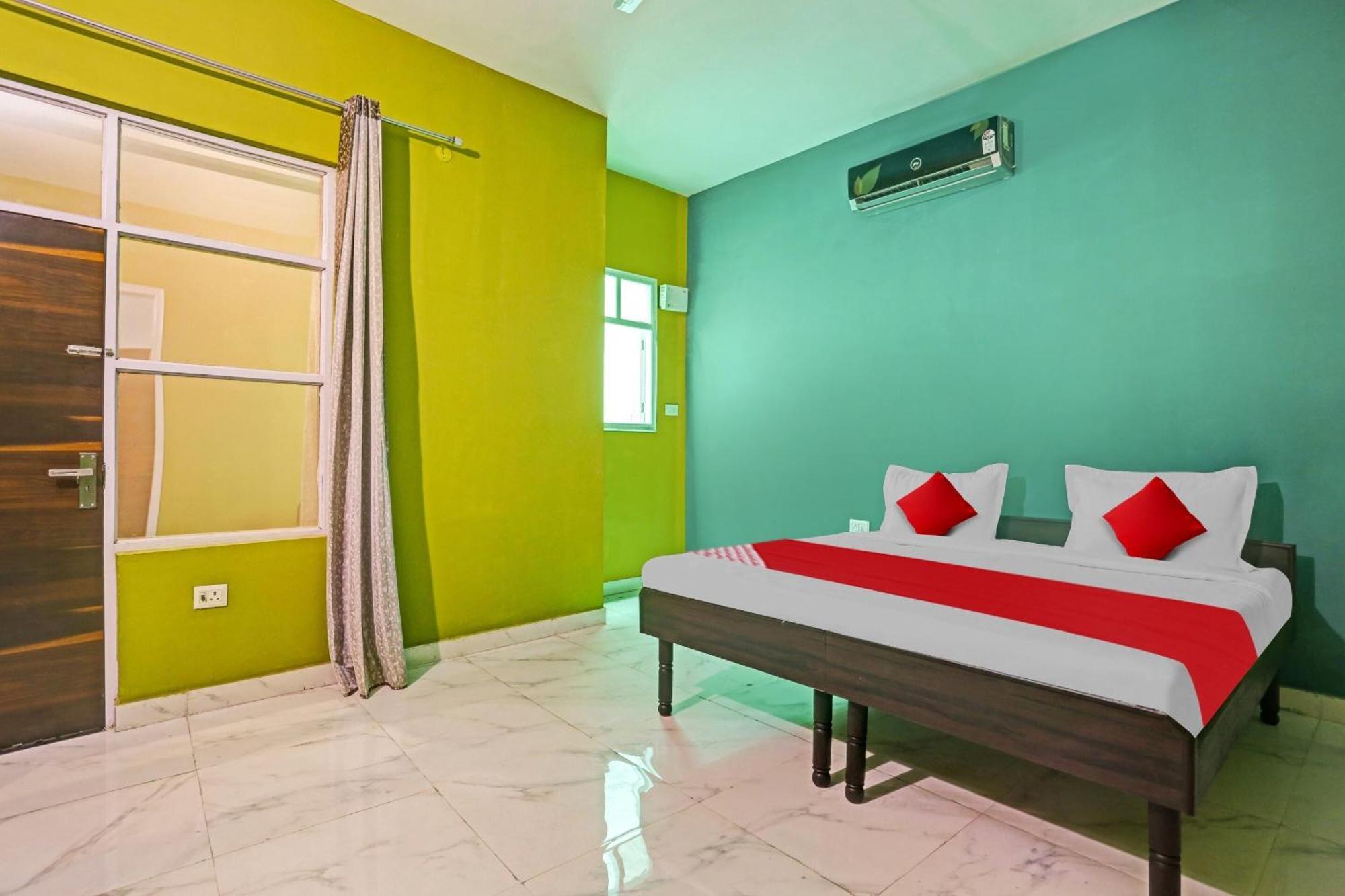 Hotel O Arya Residency Gurgaon Exteriör bild