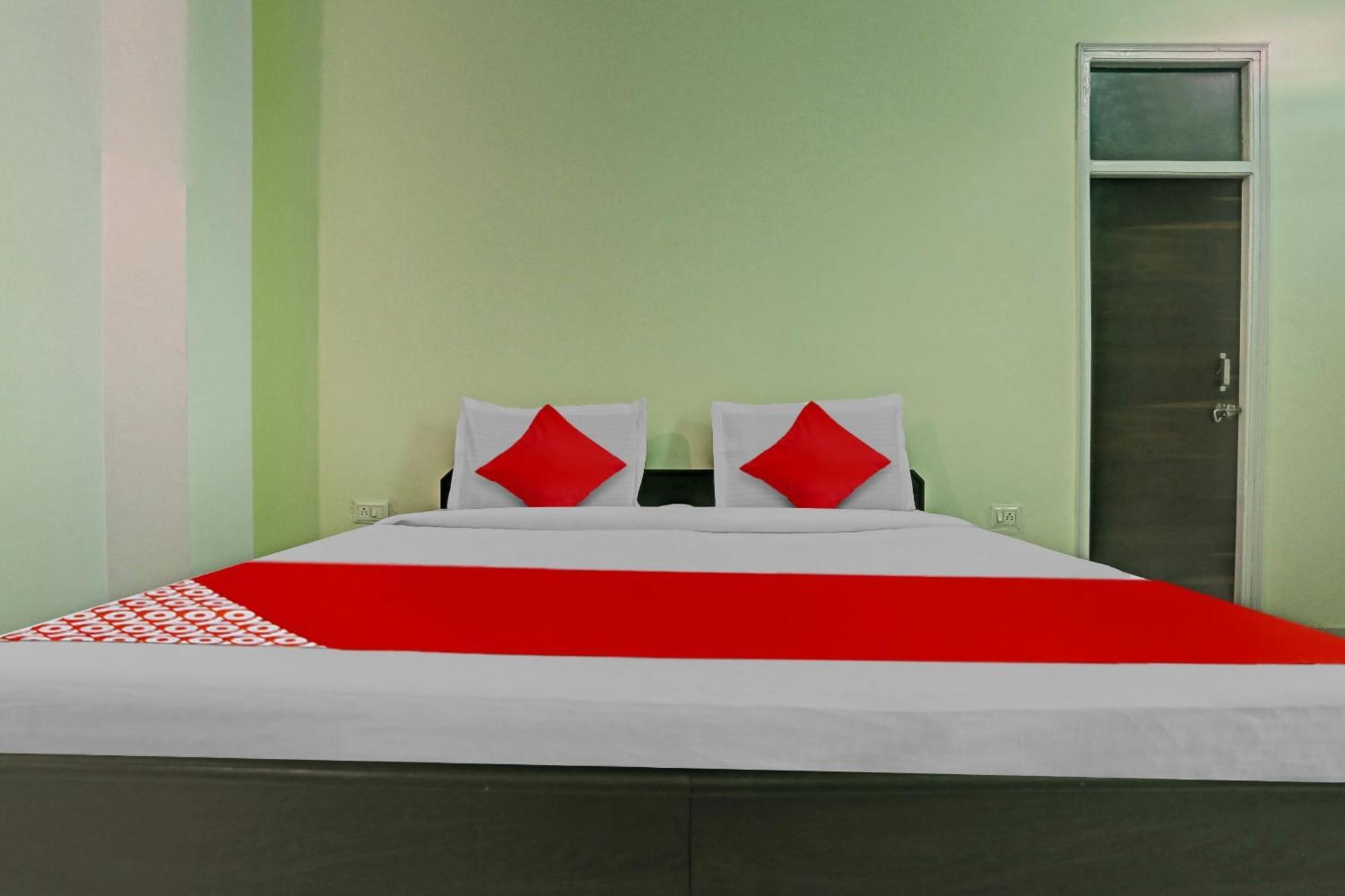 Hotel O Arya Residency Gurgaon Exteriör bild
